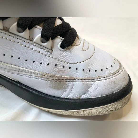 Nike Air Jordan 2 Chicago— Size 4Y USED NO BOX - Picture 9 of 14